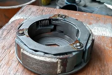 Spi Kampas Ganda Vario. Awas, Kampas Ganda Bisa Lepas di Motor Matic yang Jarang Dipakai