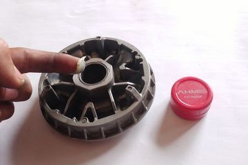 Harga Grease Cvt Honda Vario. Awas Tertipu! Ini Bedanya Gemuk CVT Asli dan Palsu di Pasaran