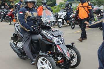 Modifikasi Motor Vario Roda Tiga. Anti Mainstream Modifikasi Honda Vario Roda Tiga Dipasok Part Istimewa
