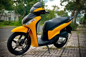 Honda Vario 150 Warna Kuning. Modifikasi Honda SH150i Pilih Warna Kuning Cerah, Sektor Pengereman Jadi Sorotan