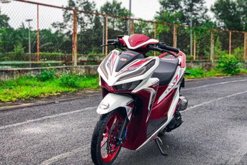 Kombinasi Warna Vario 150 Putih. Honda Vario 150 Tampil Apik, Modal Kombinasi Warna dan Kaki-kaki Mewah