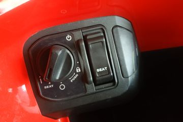 Vario Aki Tekor. Parkir Dengan Posisi Knop Seperti Ini Bisa Bikin Aki Motor Tekor?