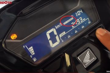 Indikator Oli Vario 150. Begini Cara Hilangkan Indikator Oil Change di Honda Vario 160
