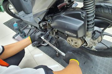 Kunci Motor Vario 110 Fi. Segini Torsi yang Pas Buat Mengencangkan Mur Pulley Motor Matic