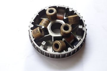 Fungsi Roller Vario 150. Banyak yang Belum Paham, Ini Fungsi Roller Pada CVT Motor Matic!