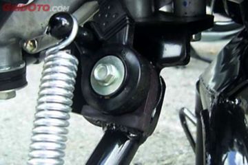 Harga Switch Standar Samping Vario 110. Tips Cara Membersihkan Side Stand Switch di Motor Matic, Mudah Sob!
