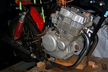 Radiator Vario 125 Bau Sangit. Mesin Motor Bau Sangit Patut Waspada, Cek Dua Komponen Vital Ini