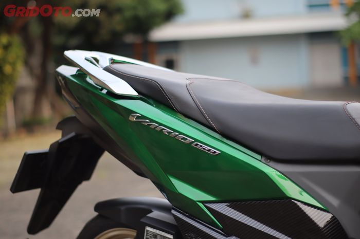 Harga Ganti Jok Motor Vario 125. Ganti Jok Honda Vario Pakai Model Jok Yamaha X-Ride, Keren Juga Lho!
