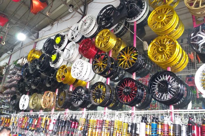 Harga Velg Dokar Vario Di Bali. Ragam Pelek Aftermarket Keren untuk Honda Vario, Harga Mulai Rp 600 Ribuan, Berikut Pilihannya