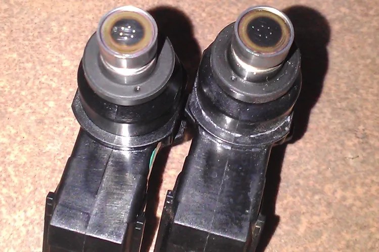 Injektor Vario 125 Old Berapa Hole. Injektor Skutik Honda Vario 125, 150 dan CB150R, Cocok Buat Substitusi, Mulai Rp 150 Ribuan