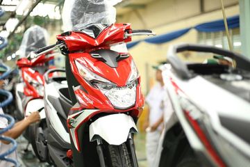 New Vario F1 Esp Cbs Advance. Berikut Daftar Harga Matik 110 cc Honda Bulan Juli 2018