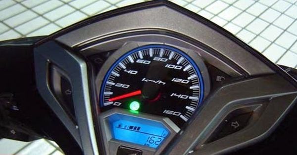Penyebab Aki Tekor Motor Vario 125. Speedometer Honda Vario 125 atau 150 Kamu Mati ? Ini Penyebabnya