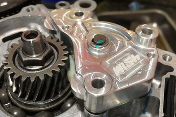 Ganti Pompa Oli Vario 125. Banyak Dijual di Pasaran, Ini Kelebihan Pompa Oli Racing Buat Motor