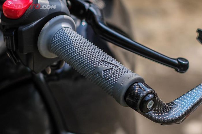 Cara Pasang Handgrip Motor Vario. Melepas Handgrip Motor Bekas Bisa Pakai Dua Cara, Begini Penjelasannya
