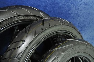 Harga Ban Tubles Vario Seken. Katanya Lebih Murah, Berapa Sih Harga Ban Motor Bekas di Pasaran?