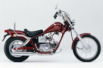 Nama Jepang Honda Vario. Kebalikan Honda Genio, Dulu Nama Honda Jazz Dipakai di Motor, Modelnya Chopper Lho!