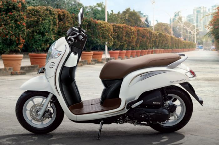 Harga Sepeda Vario Baru 2017. Daftar Terbaru Honda Scoopy 2017 Juli 2020, Scoppy Fi Dijual Segini