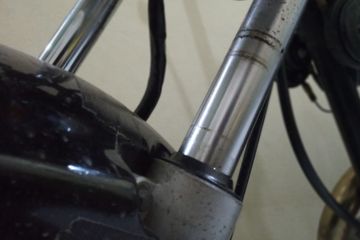 Shock Depan Vario 110 Bocor. Awas! Ini Bahayanya Membiarkan Sil Sokbreker Motor yang Bocor