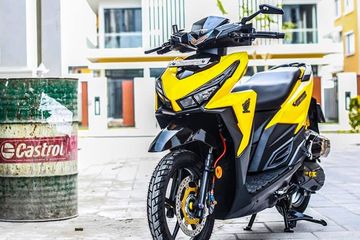 Honda Vario Kuning. Honda Vario 150 Jubah Kuning, Pengereman Maksi, Auranya Sporty