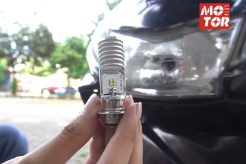 Bohlam Lampu Vario 110 Karbu. Cara Pasang Bohlam LED Tanpa Ubah Kelistrikan di Motor Lawas