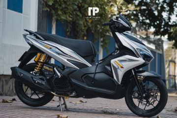Xe Vario 125 Và Air Blade. Modifikasi Honda Air Blade 125 Pasang Pelek Vario dan Sok Ohlins
