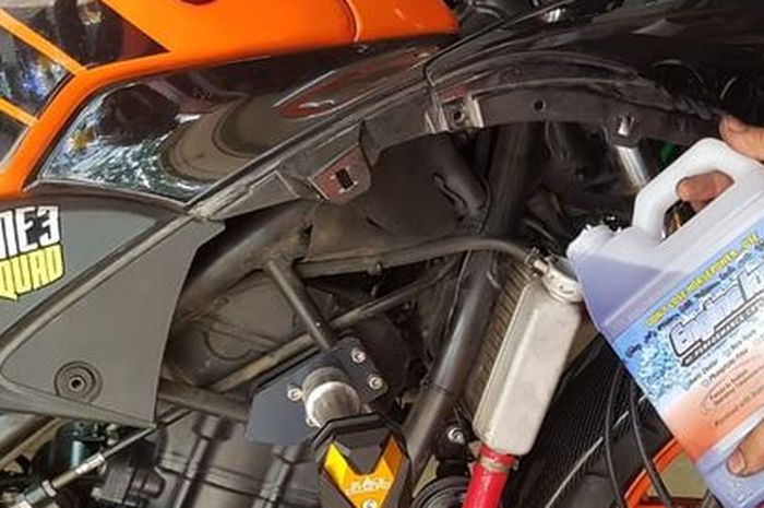 Harga Tutup Air Radiator Vario. Penyebab Air Radiator Menyembur Keluar, Ini Biang Keroknya !