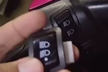 Cara Membuka Saklar Lampu Vario 125. Gampang, Begini Cara Pasang Saklar Lampu On/Off di Honda BeAT Series