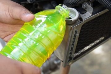 Batas Pengisian Air Radiator Vario 125. Awas Mengisi Air Radiator Motor Kelewat Penuh Bisa Membahayakan