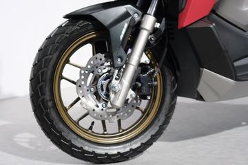 Penyebab Rem Vario Blong. Rem Motor Matic Rawan Blong di Turunan Panjang, Ini Tips dari Ahli Safety Riding Biar Enggak Celaka