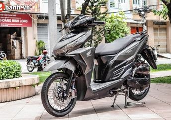 Modifikasi Vario Velg 14 Jari Jari. Modifikasi Honda Vario 150, Konsep Warna Gelap, Pelek Jari-Jari Jadi Sorotan