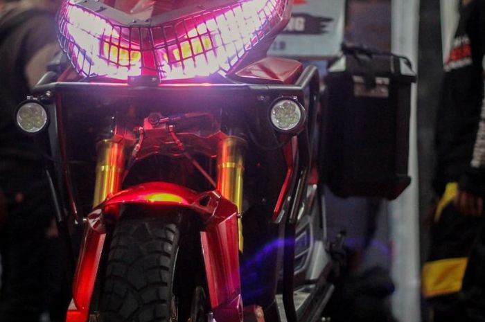 Arm Monoshock Vario. Gak Kalah Keren! Honda Vario Dirombak Jadi Motor Matic Adventure Mirip ADV 150