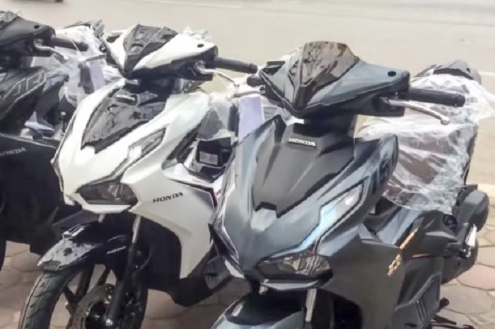 Honda Air Blade Vs Vario. Desain Kekar Fitur Melimpah, Saudara Honda Vario Resmi Dijual Harganya Cuma Segini