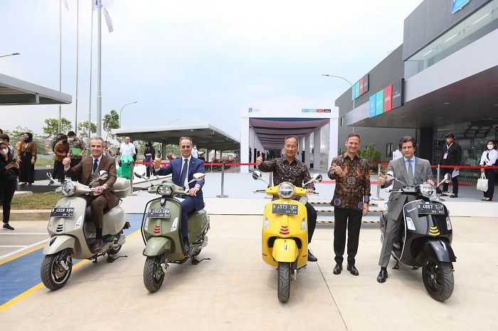 Harga Vario 150 Di Cikarang. Daftar Harga Motor Vespa Desember 2022, Ada Pabrik Di Cikarang Harga Berubah?