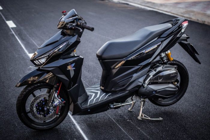 Modifikasi Honda Vario 150 Hitam. Modifikasi Honda Vario 150, Tampil Stylish Dibalut Kelir Hitam Anggun