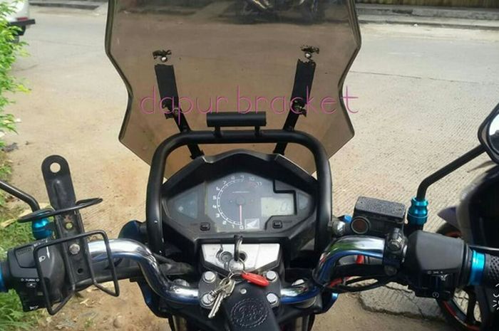 Pasang Visor Ninja Di Vario. Kesulitan Pasang Visor di Motor Sport Naked? Nih Solusinya Sob