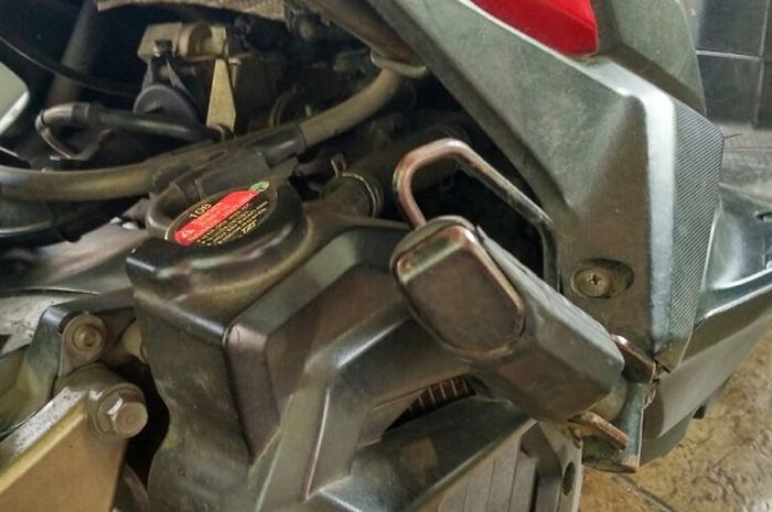 Letak Radiator Vario 125. Air Radiator Honda Vario 125 Luber Saat Tutup Radiator Dibuka, Enggak Usah Kaget Bor!