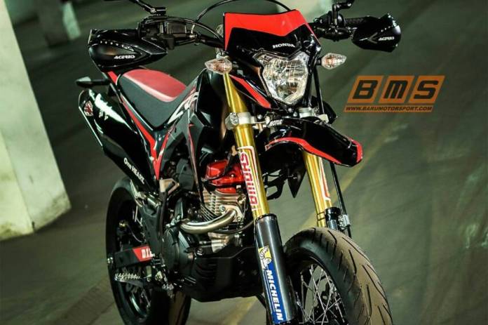 Modifikasi Vario Jadi Supermoto. Modifikasi Honda CRF150L Lokal Jadi Supermoto, Modis dan Tangguh!
