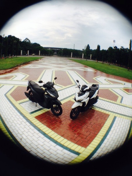 Pilih Mana Vario 150 Atau Nmax. Email Pembaca: Help, Pilih Honda Vario 150 Atau Yamaha NMax Non ABS?