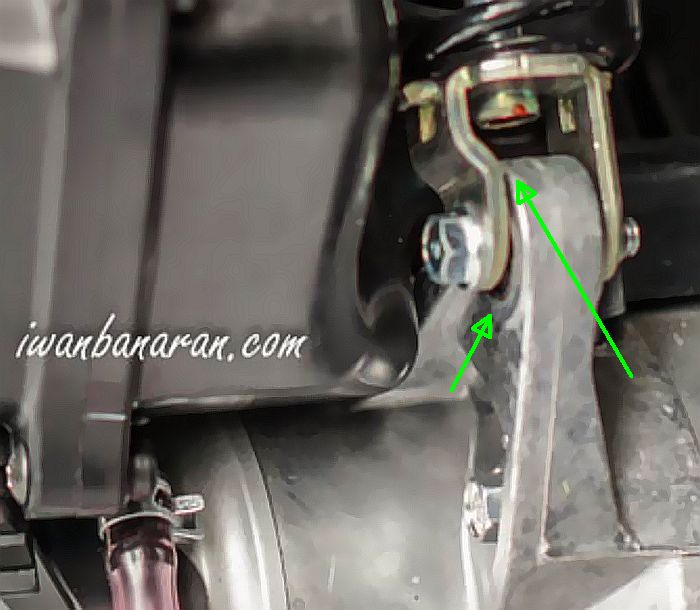 Honda Vario 2020 Tại Hà Nội. Dudukan suspensi belakang Honda PCX lokal dan impor itu jelas beda kok nggak dibahas sih? Kan bisa menjelaskan kasus bengkok?