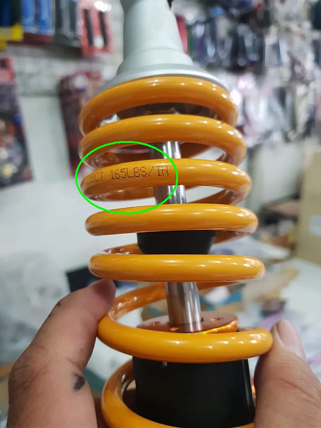 Yss Racing K-series Honda Vario. Daftar nilai spring rate suspensi YSS untuk matik, kerasnya per