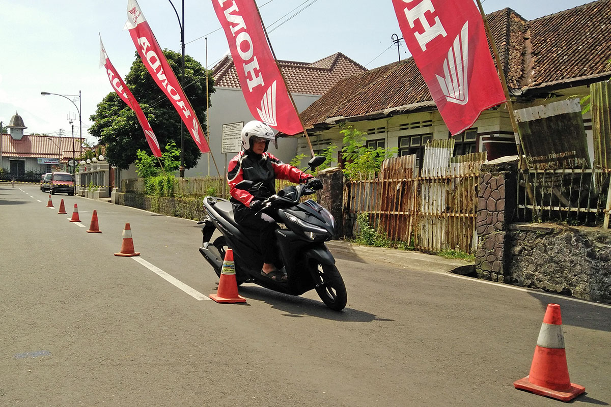 Harga Honda Vario Terbaru Banyumas. Diluncurkan Secara Bersama “Masyarakat Banyumas Sambut Hangat Kehadiran Model Terbaru Honda Vario”