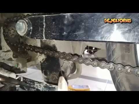 Cara Melepas Roda Belakang Vario 110. Tips Cara Mengganti Rantai Motor serta Gear yang Benar pada Motor Honda Revo Absolute, Blade 110 dan Revo FI