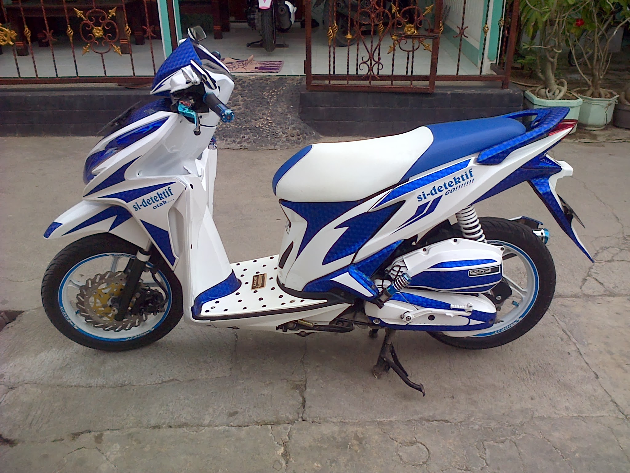 Modif Warna Vario Cbs. Koleksi 55 Modifikasi Vario Warna Biru Putih Terbaru - Hubdat