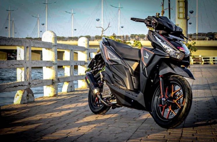Vario 150 Full Carbon. Modifikasi Honda Vario 150 Tampil Gahar, Ganti 'Jubah' Full Serat Karbon