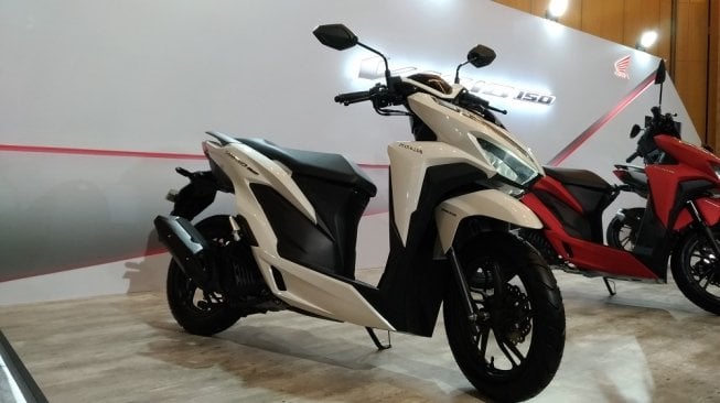 Harga Motor Vario Second Tahun 2017. Harga Vario 150 Bekas, Seberapa Murah Jika Dibandingkan dengan Kompetitor?