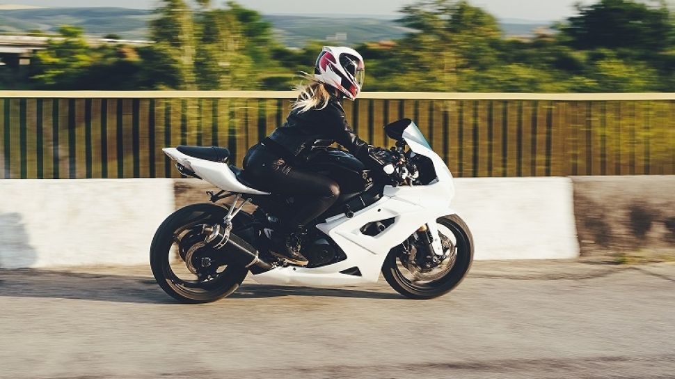 Gas Motor Vario Kenceng Sendiri. Jangan Panik, Ini Penyebab Gas Sepeda Motor Sering Naik Sendiri
