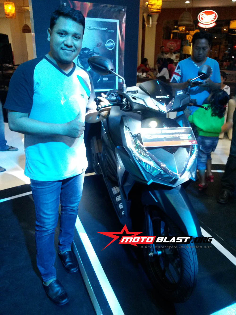 Honda Vario 150 Esp Cicilan. Berikut Simulasi Kredit untuk Honda Vario 150esp dan 125esp di Bali!!krediit gaan !!!