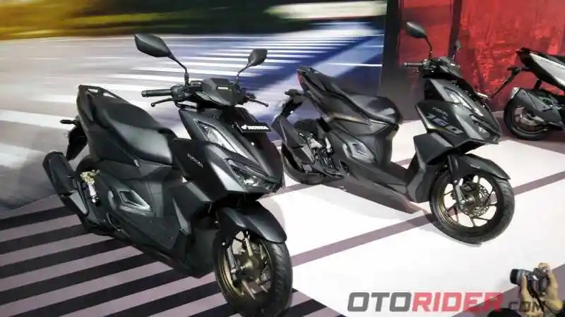 Panjang Jok Vario 150. Perbedaan Dimensi Honda Vario 150 dan 160: Lebih Tinggi, Lebar Tetap