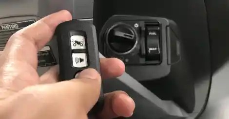 Fungsi Kunci Darurat Vario 150. Motor Pakai Remot Keyless, Lakukan Hal Ini Saat Kondisi Darurat