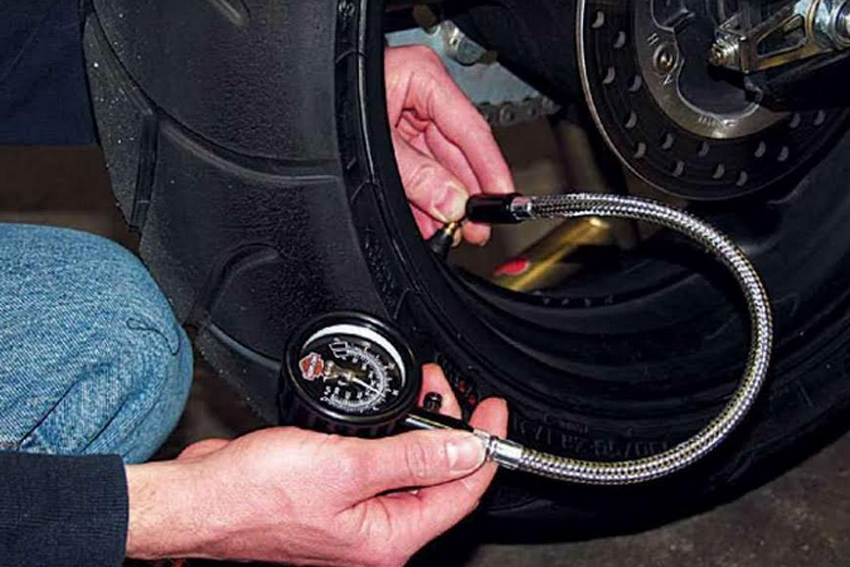 Tekanan Ban Motor Vario 150. Biar Nyaman Berkendara, Ini Ukuran Tekanan Ban Motor yang Ideal